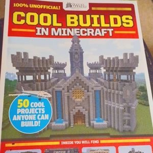 Minecraft. Cool Builds. Paperback Book.